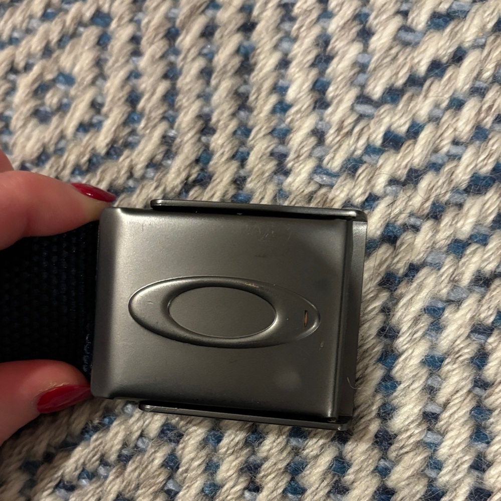 Oakley Navy Belt Bag for Men - Picture 2 of 2